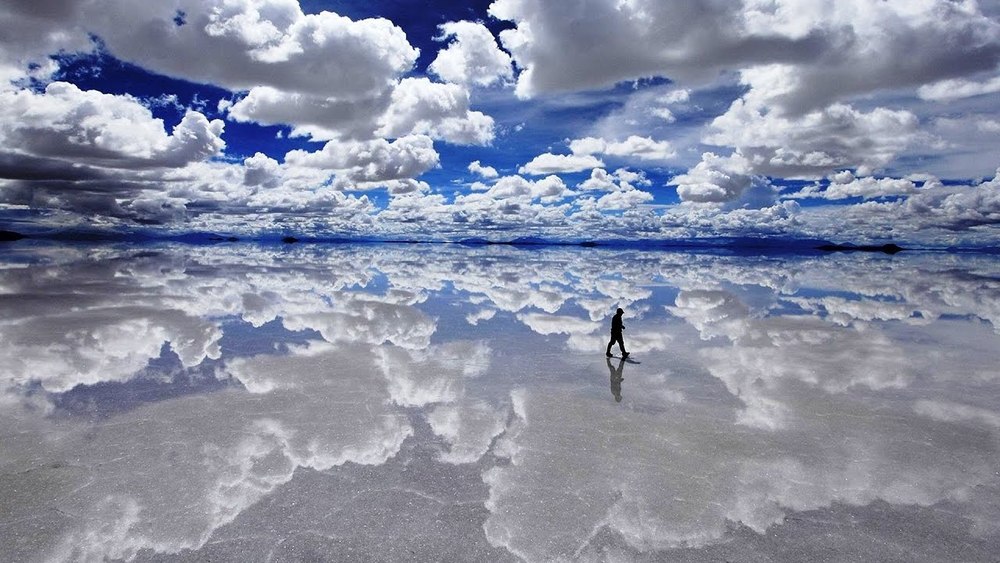 Uyuni reflection .jpg